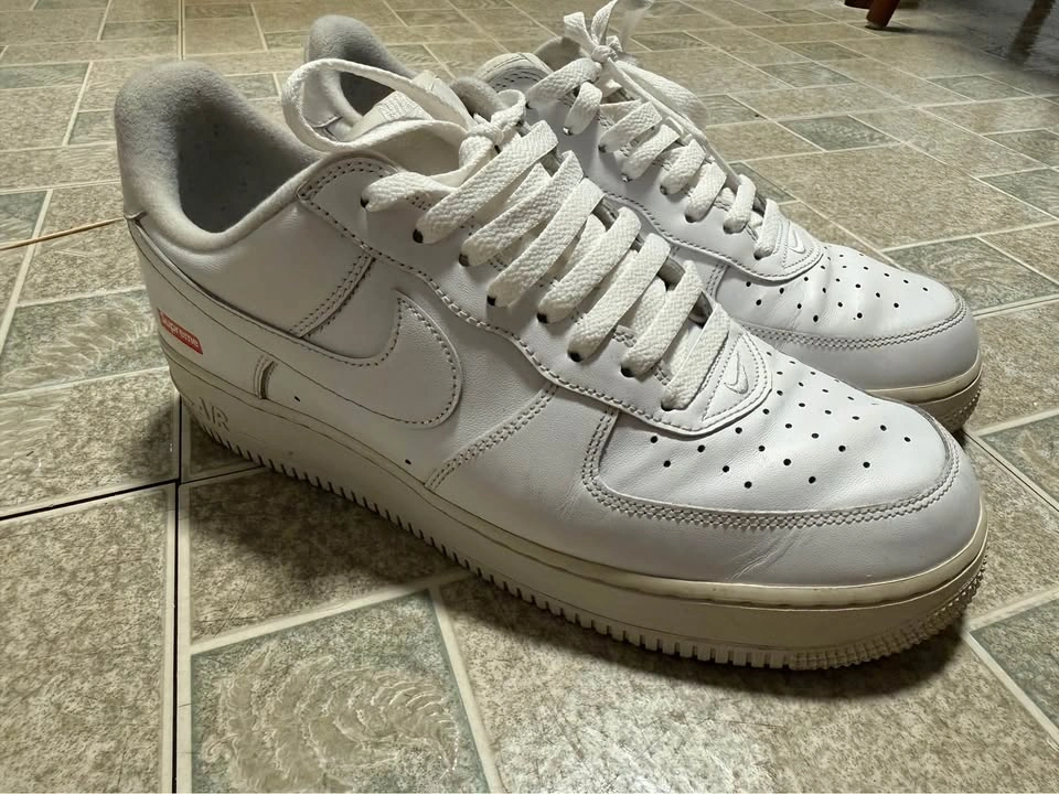 Nike Air Force 1 Low Supreme White (SIZE 11) - photo 3