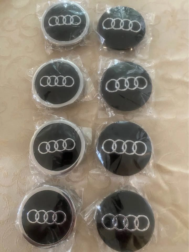 Audi logo center caps - photo 3