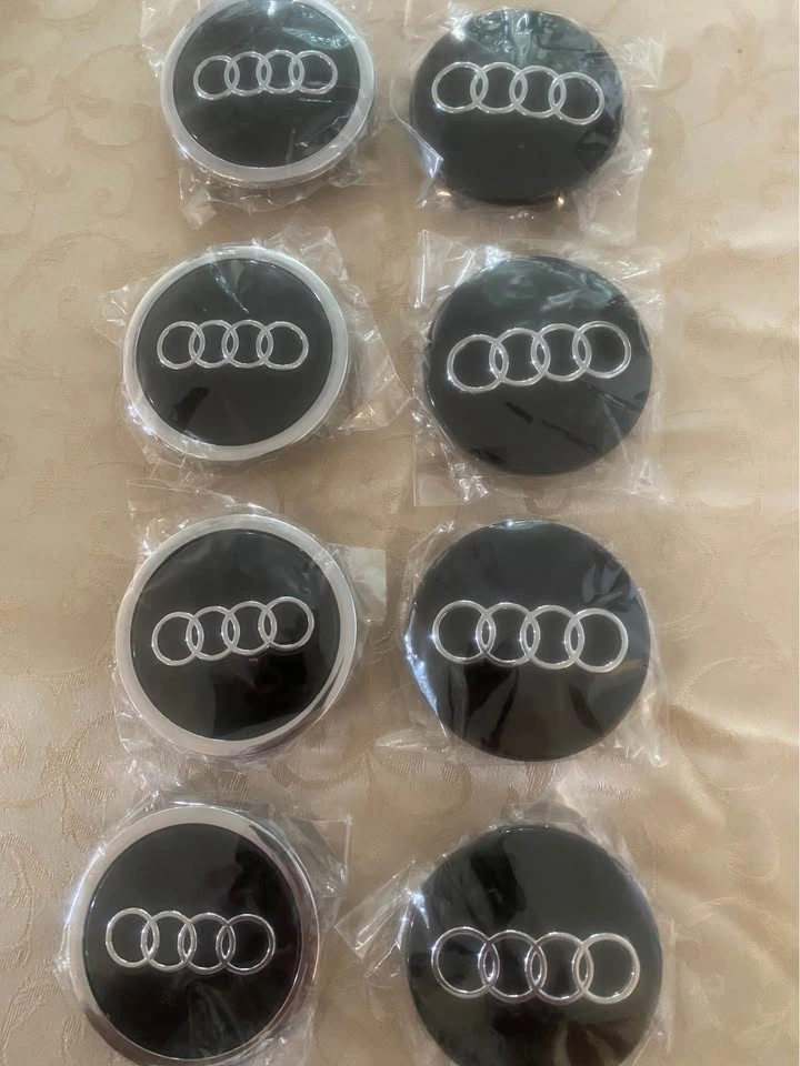 Audi logo center caps - photo 5