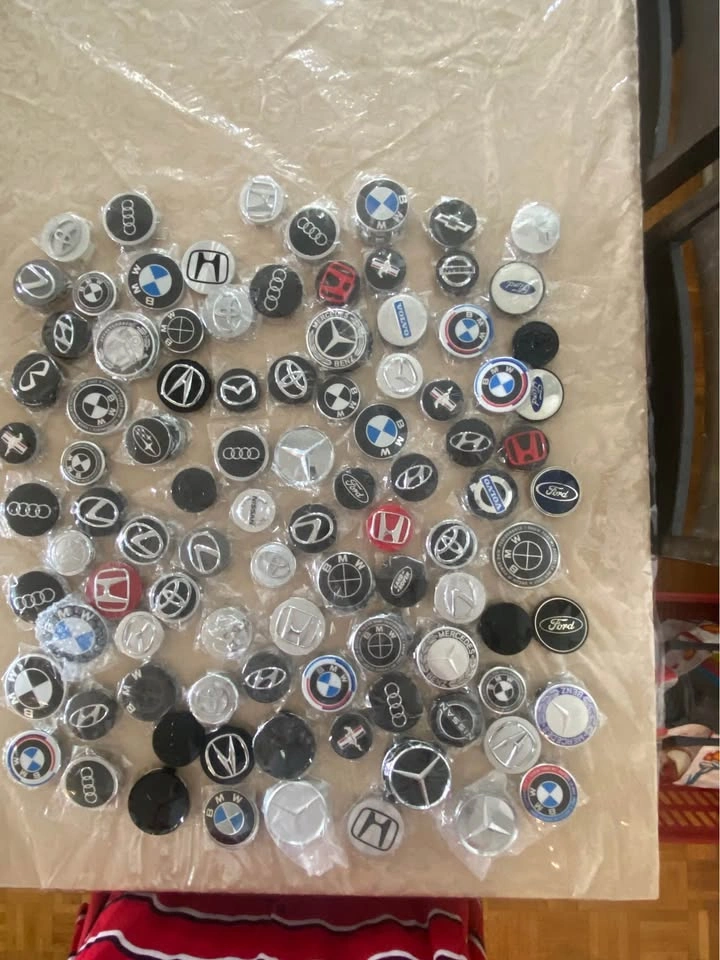 Car center caps logo - photo 5