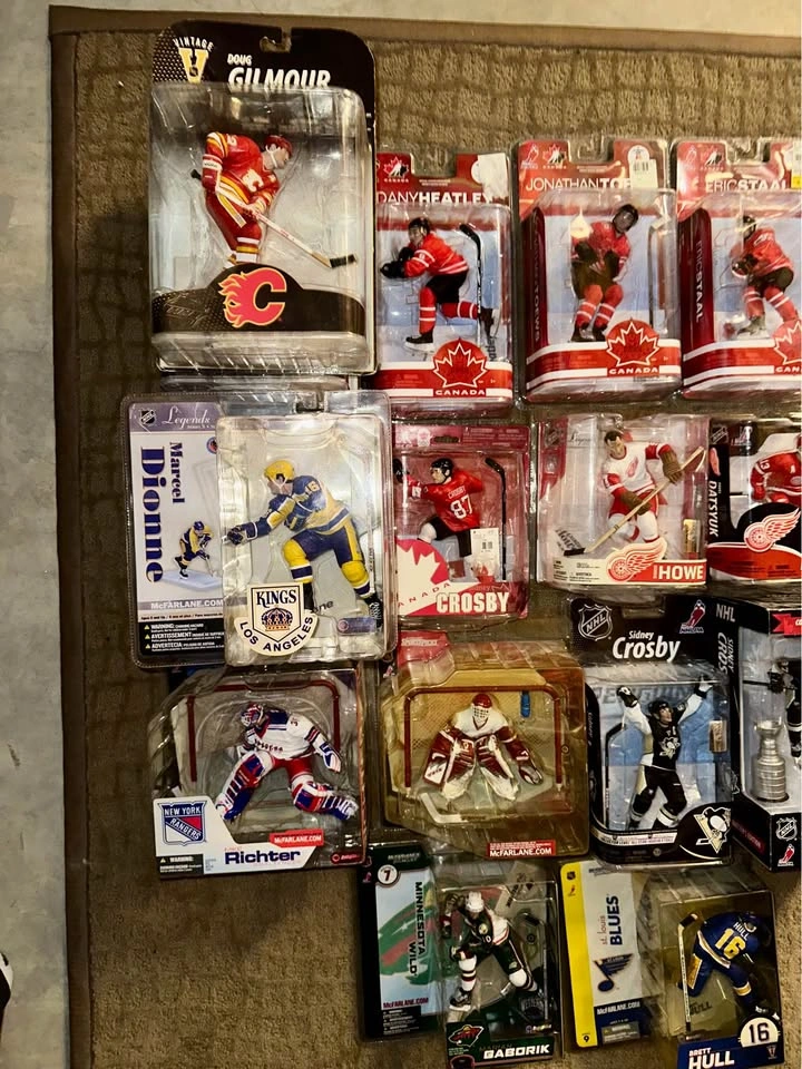 McFarlane NHL SportsPicks Hockey Action Figure Collection - photo 2