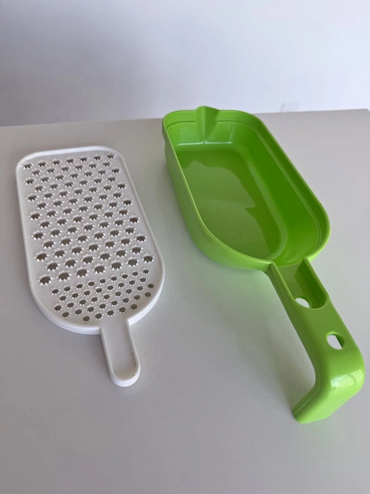 Plastic Food & Ginger/Daikon Grater with Catch Container