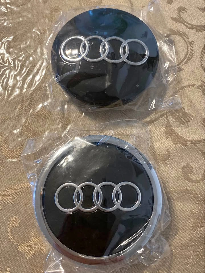 Audi logo center caps
