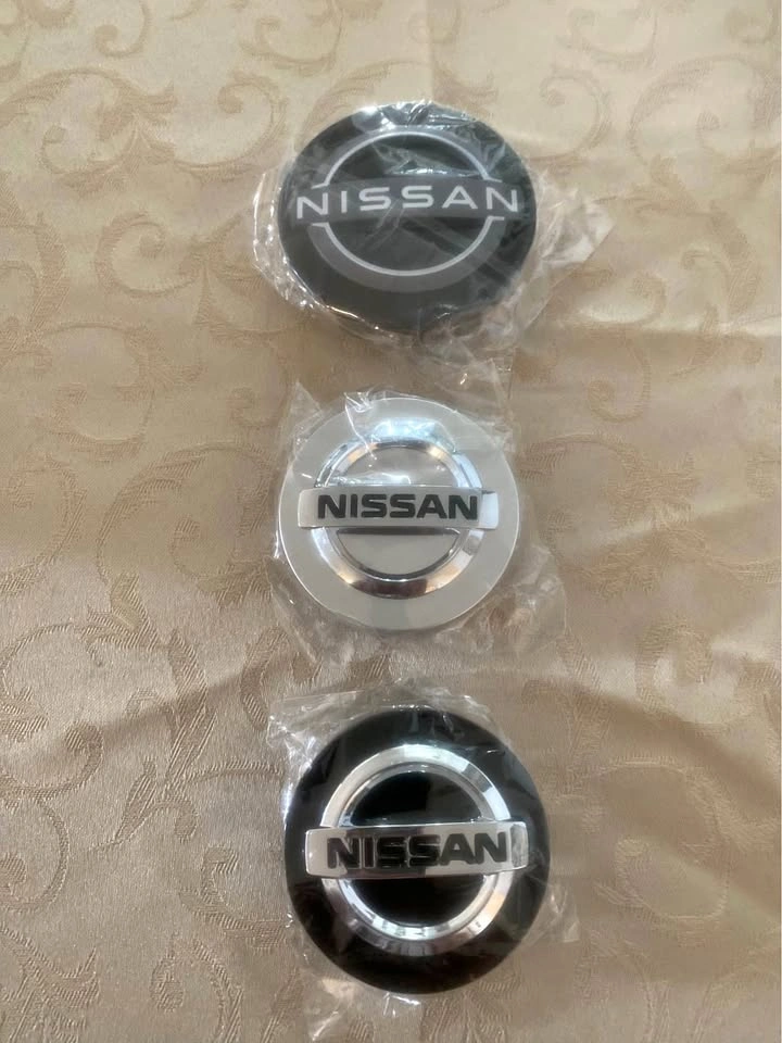 Nissan center caps