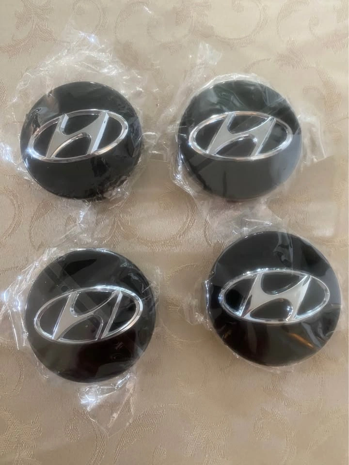 Hyundai center caps logo - photo 2