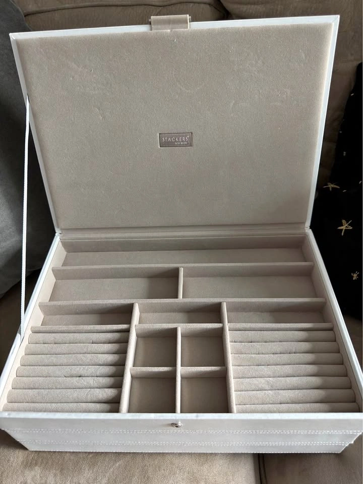 Stackers white leather jewellery box