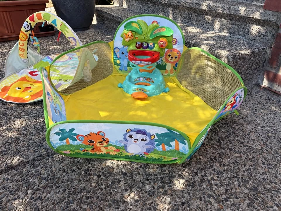 Fisher-Price Baby Gym and VTech Pop-a-Ball Ball Pit Set - photo 2