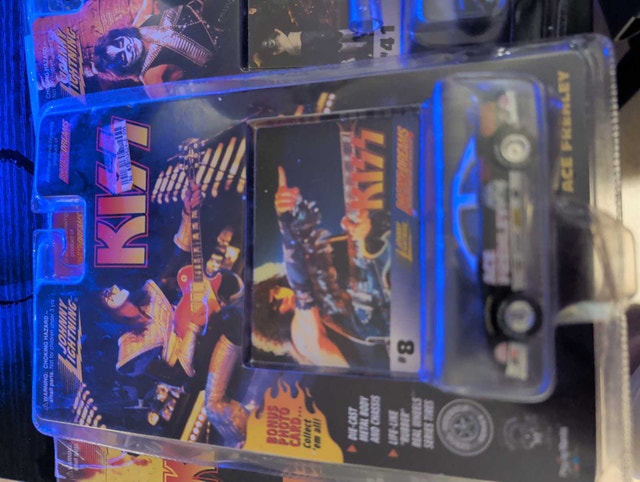 Johnny Lightning KISS Die-Cast Car Set - photo 4