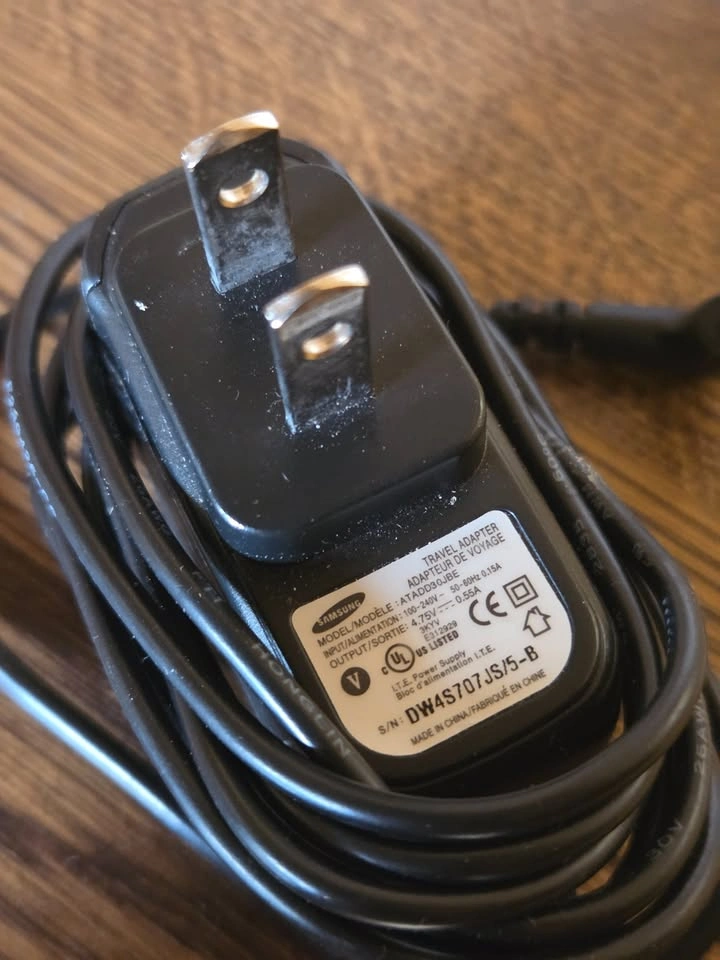 Samsung Travel Adapter Model ATADD30JBE - photo 3