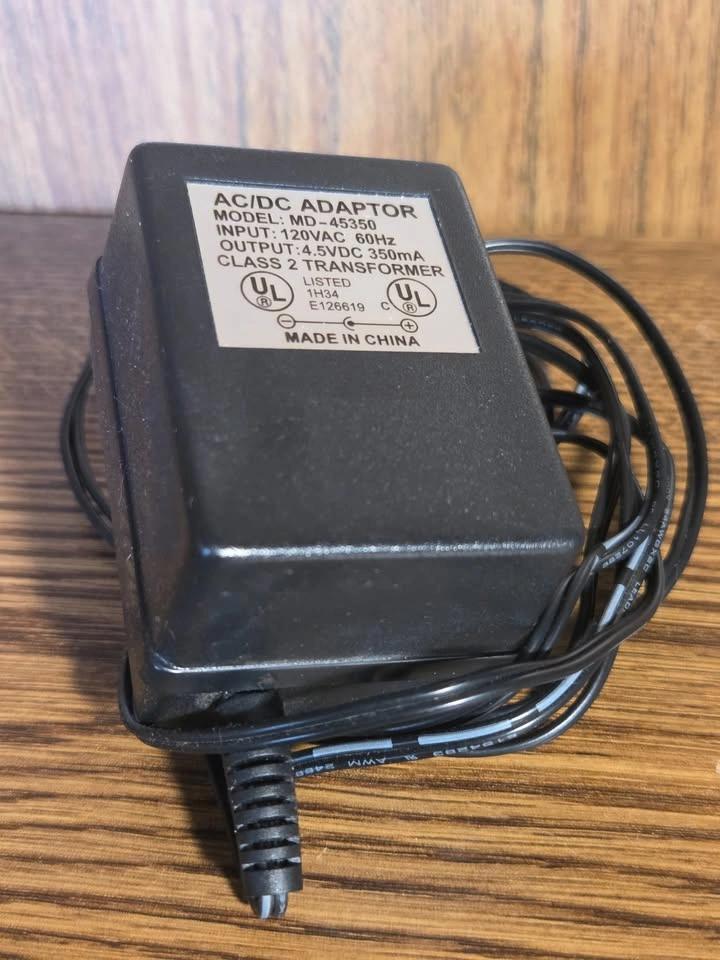 AC/DC Adapter Model MD-45350 - photo 2