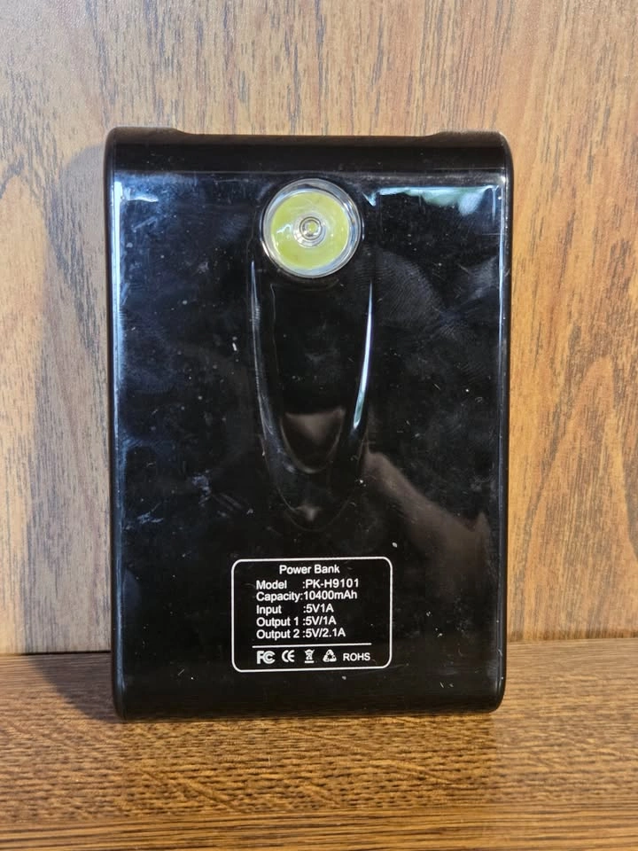 Portable Power Bank with Flashlight - photo 2