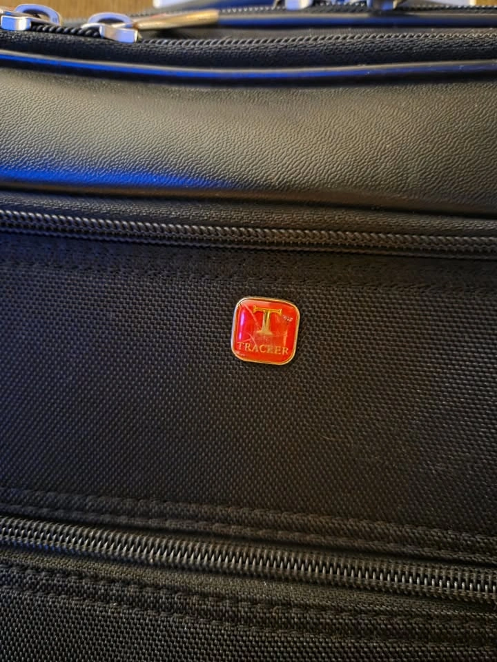 Black Executive-style Rolling Laptop Bag - photo 3