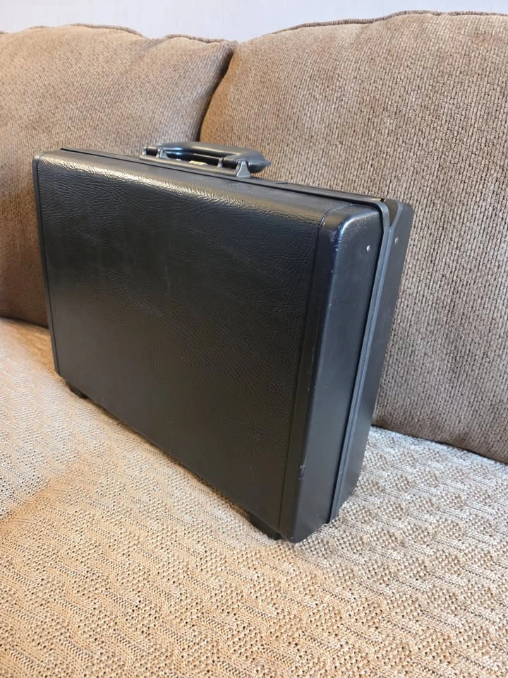 Samsonite Executive Briefcase with lock - photo 2