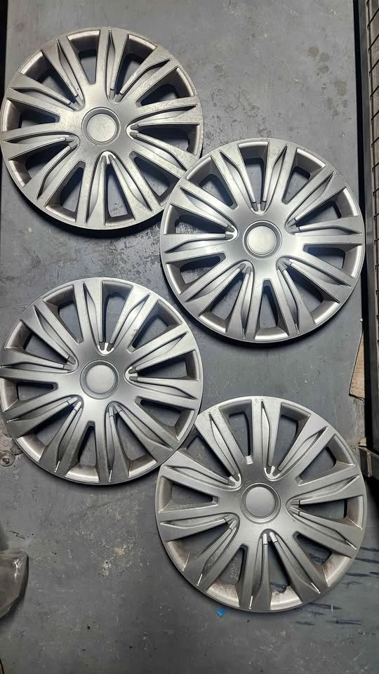 Hub caps 16" rims