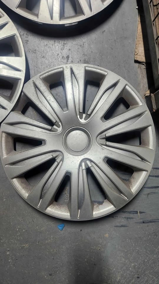 Hub caps 16" rims - photo 5