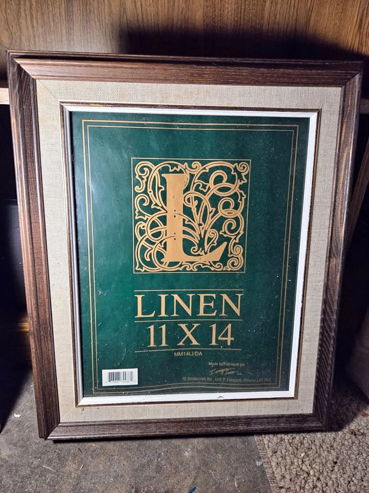 11X14 Wood and Linen Picture Frame