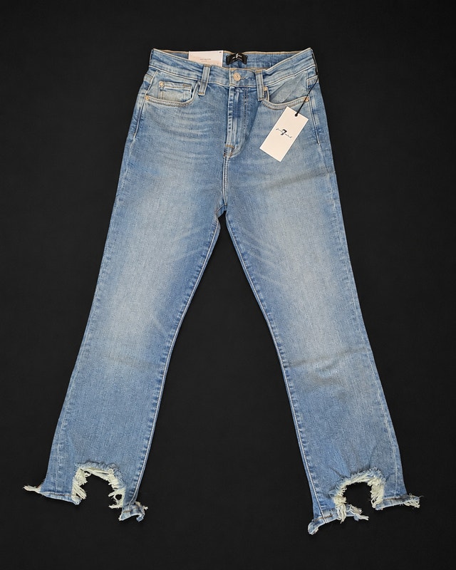 7 For All Mankind Elora Slim Kick Cropped Jeans - photo 2