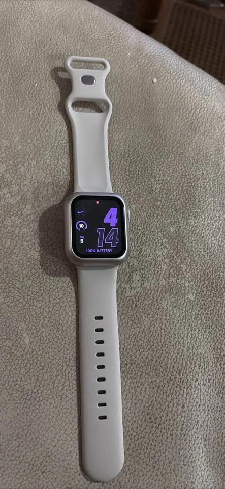 Apple Watch SE (3rd Gen) - photo 3