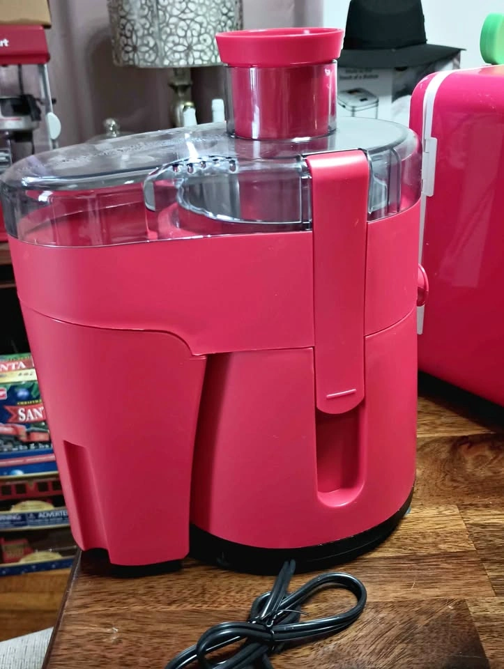 So Yummy by Bella Mini Juicer
