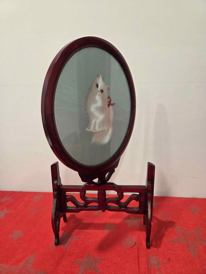 Vintage Chinese Silk Embroidery, Double Identical Sides, Cat Art - photo 4