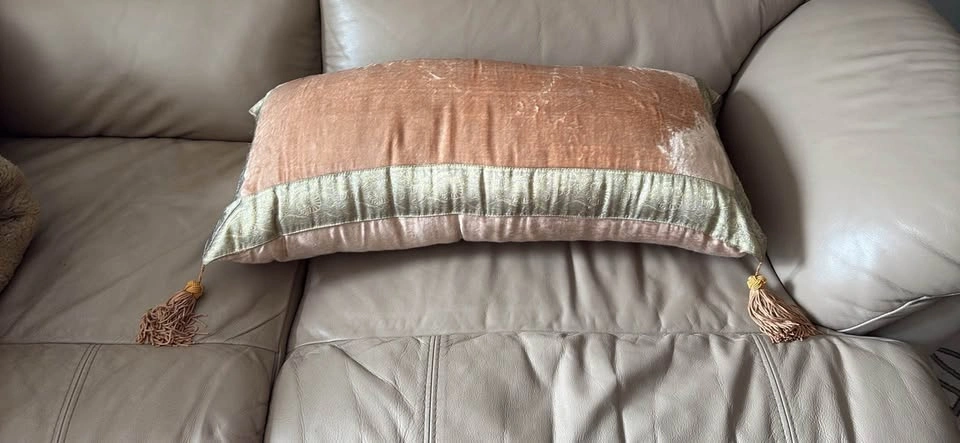 Decorative rectangular cushion 23”x10” - photo 2