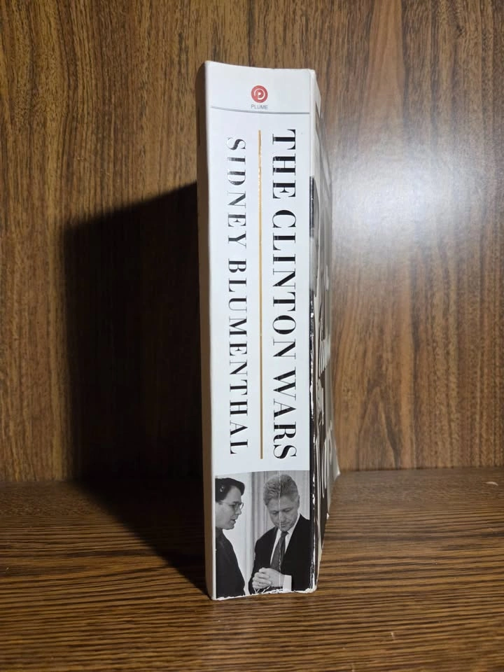 The Clinton Wars Softback Book - photo 3