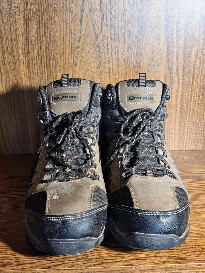 Outbound Brown Insulated Waterproof Trail Hiking Boots Men's Siz