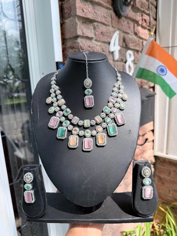 Brand New Indian Bridal Jewelry Necklace Set - photo 2