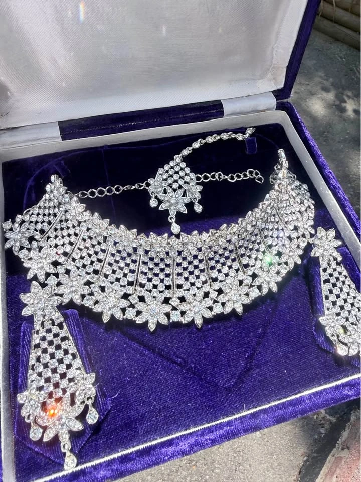 Brand New Indian Jewelry Choker Sets