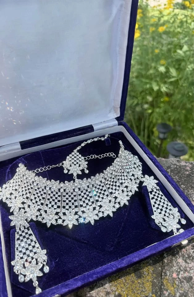 Brand New Indian Choker Sets - photo 3