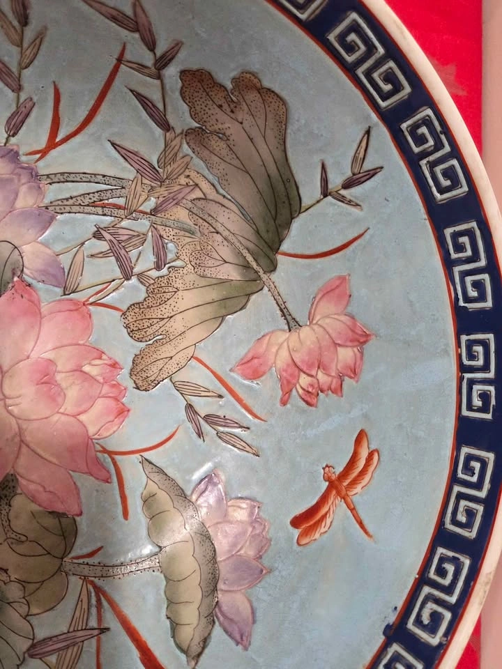 Vintage Chinese Famille Rose Porcelain Bowl, 12 1/4 " - photo 3