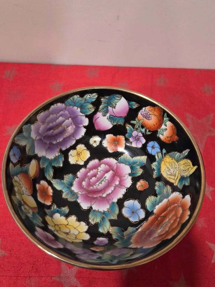 Vintage Chinese Chaozhou Polychrome Porcelain Bowl, 8" - photo 3