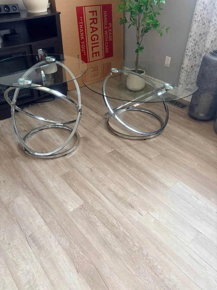 Coffee and end table - photo 4