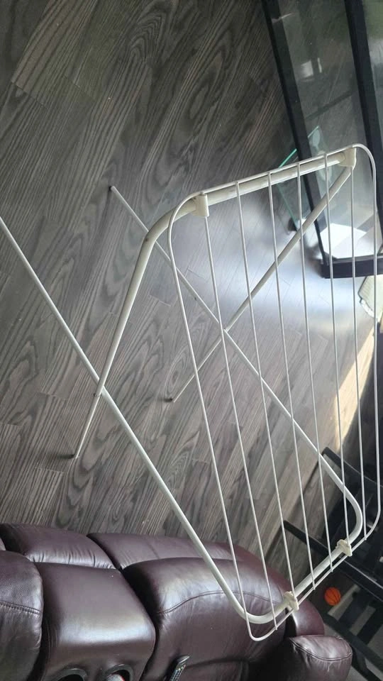 White Metal Folding Clothes Drying Rack - photo 2