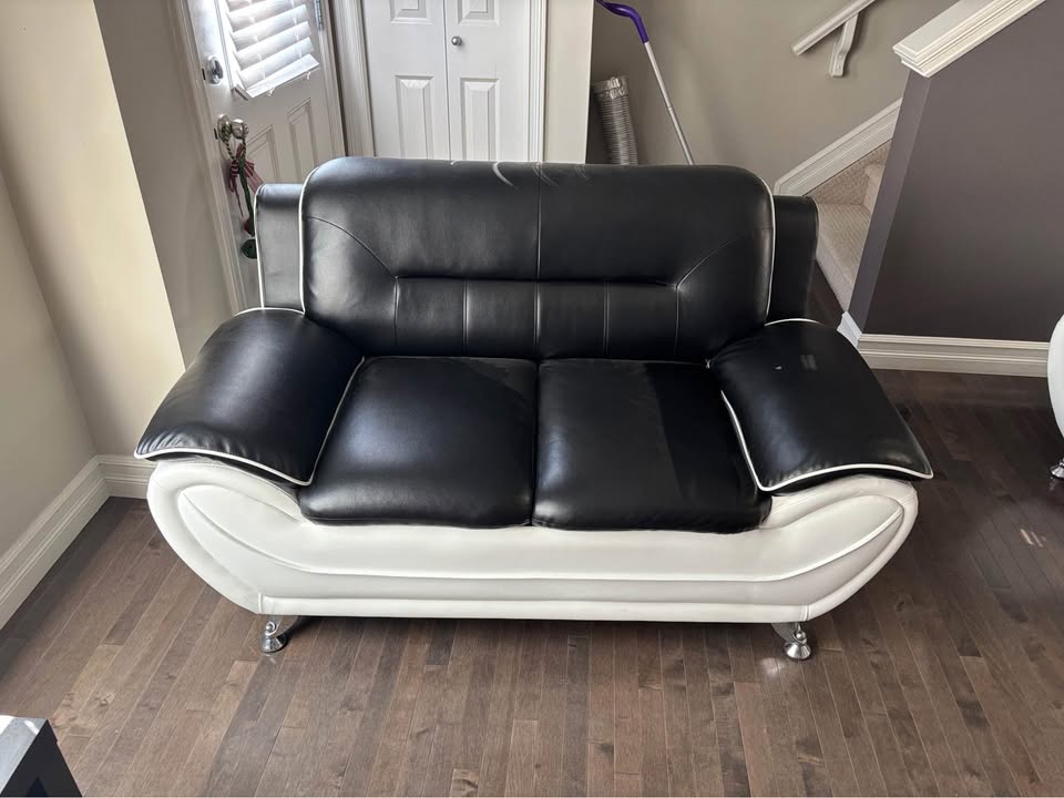 3pc Sofa, Loveseat, and Accent Chair - photo 2