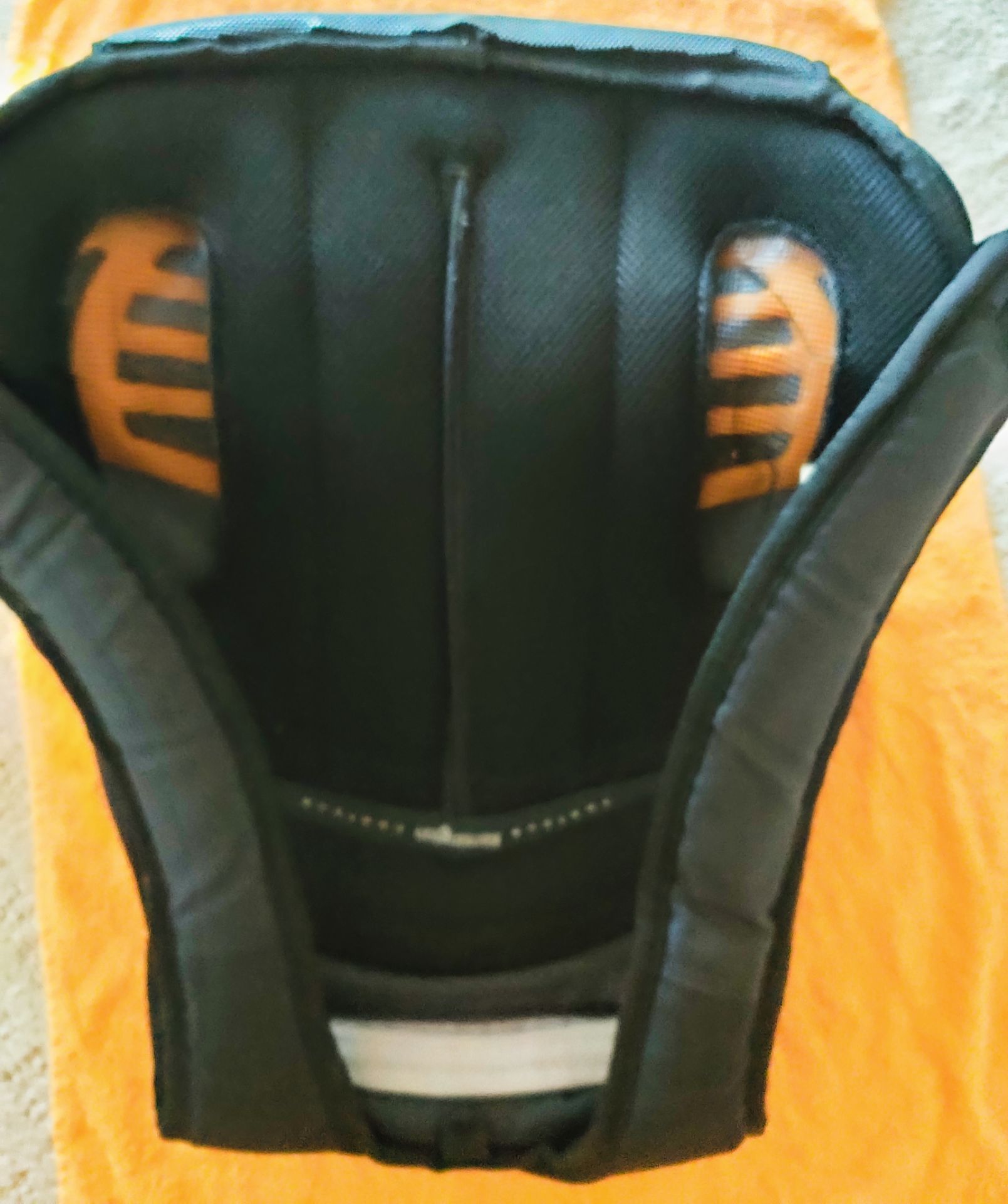 Kensington Contour Black Laptop Backpack - photo 2