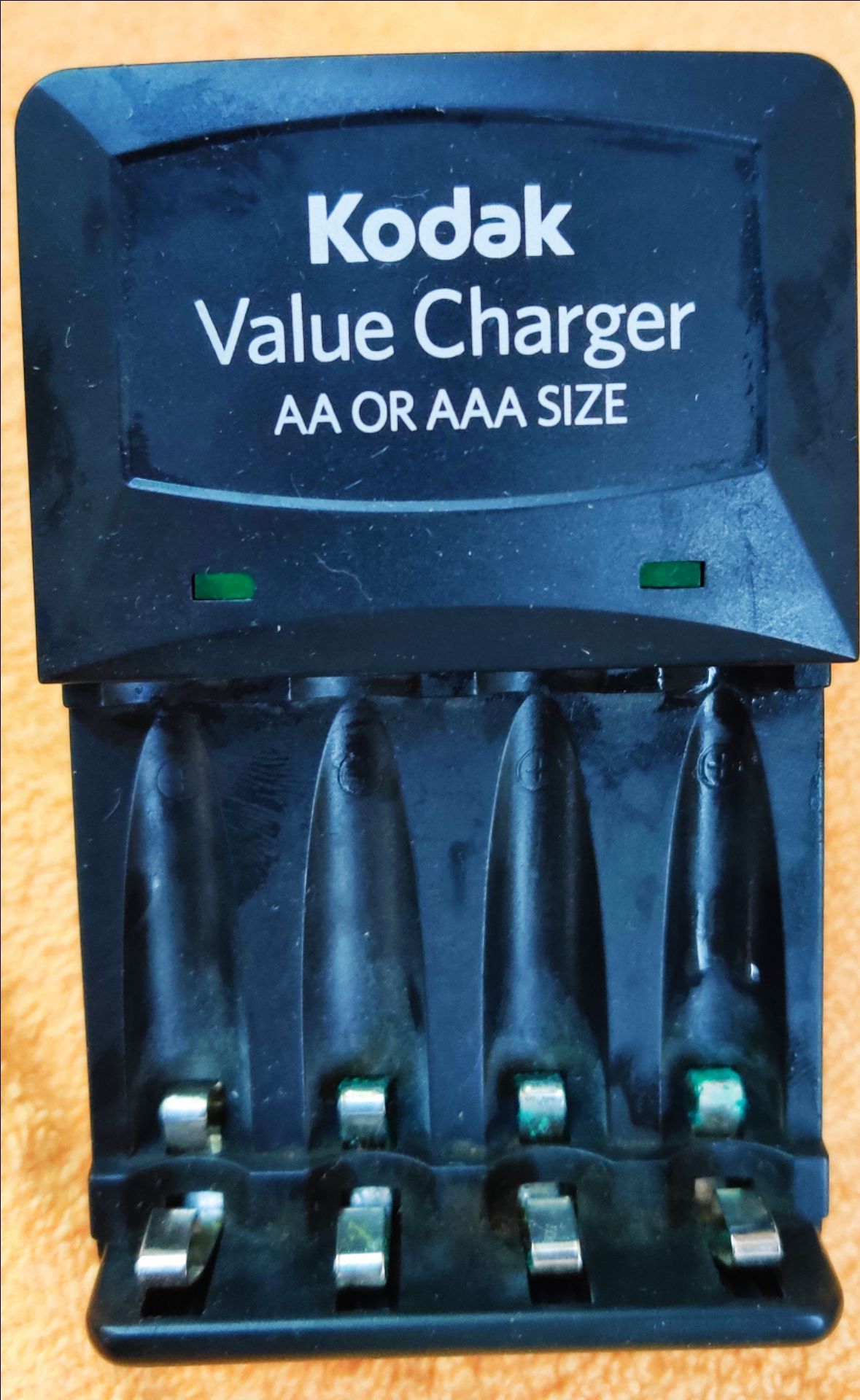 Kodak Value Charger AA AAA Battery Charger
