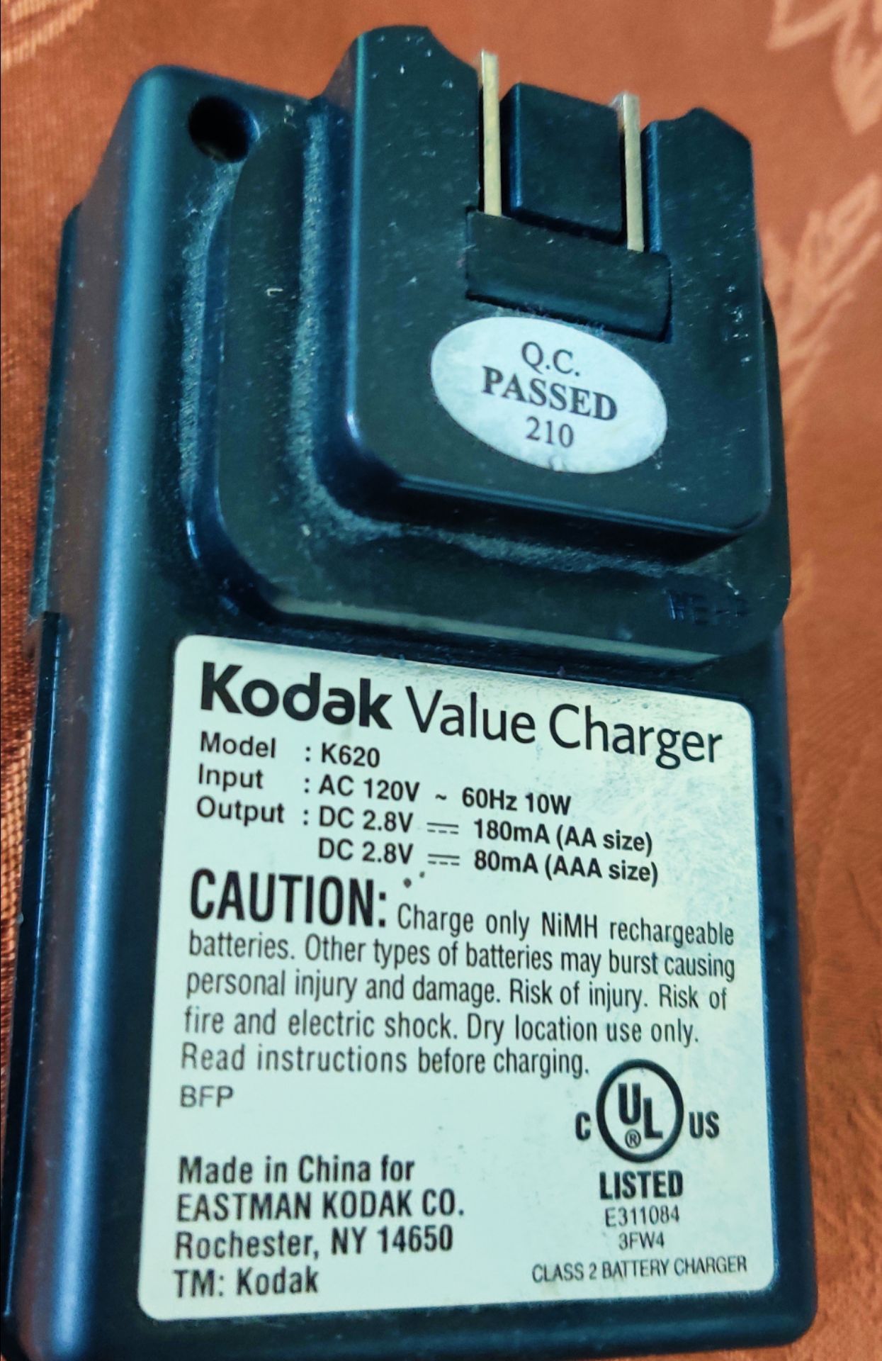 Kodak Value Charger AA AAA Battery Charger - photo 3