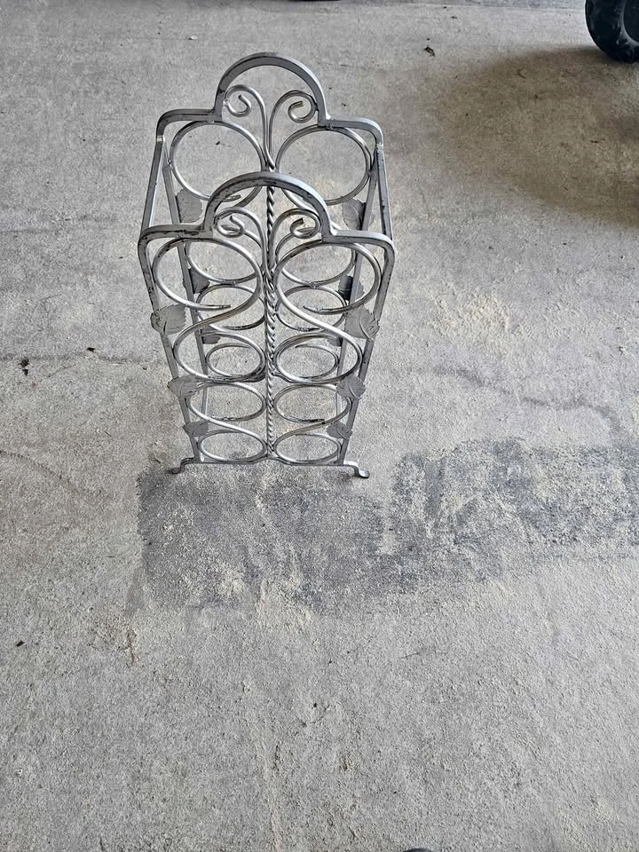 Metal Scrollwork Wine Rack