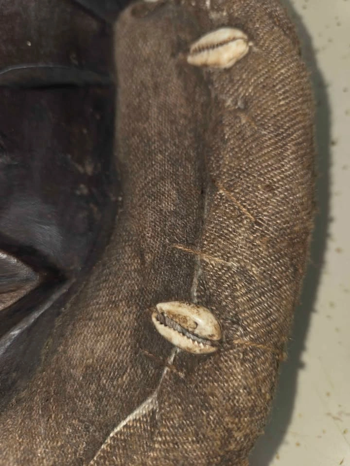 3 pieces of early-mid 19th century African art - photo 3