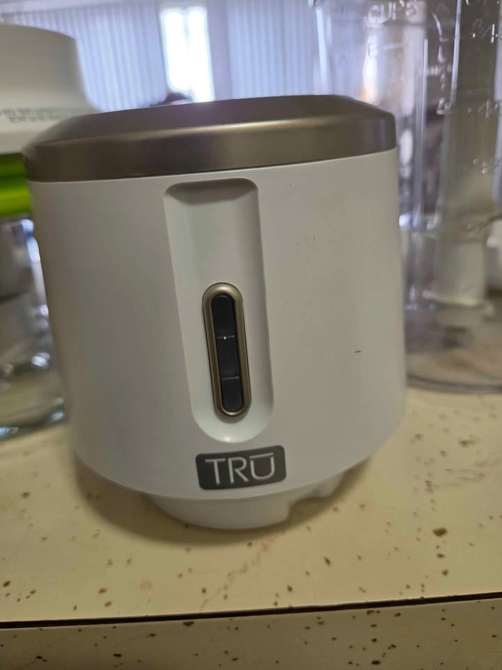 Tru Cordless Rechargeable Chopper and Party Blender Set - photo 3