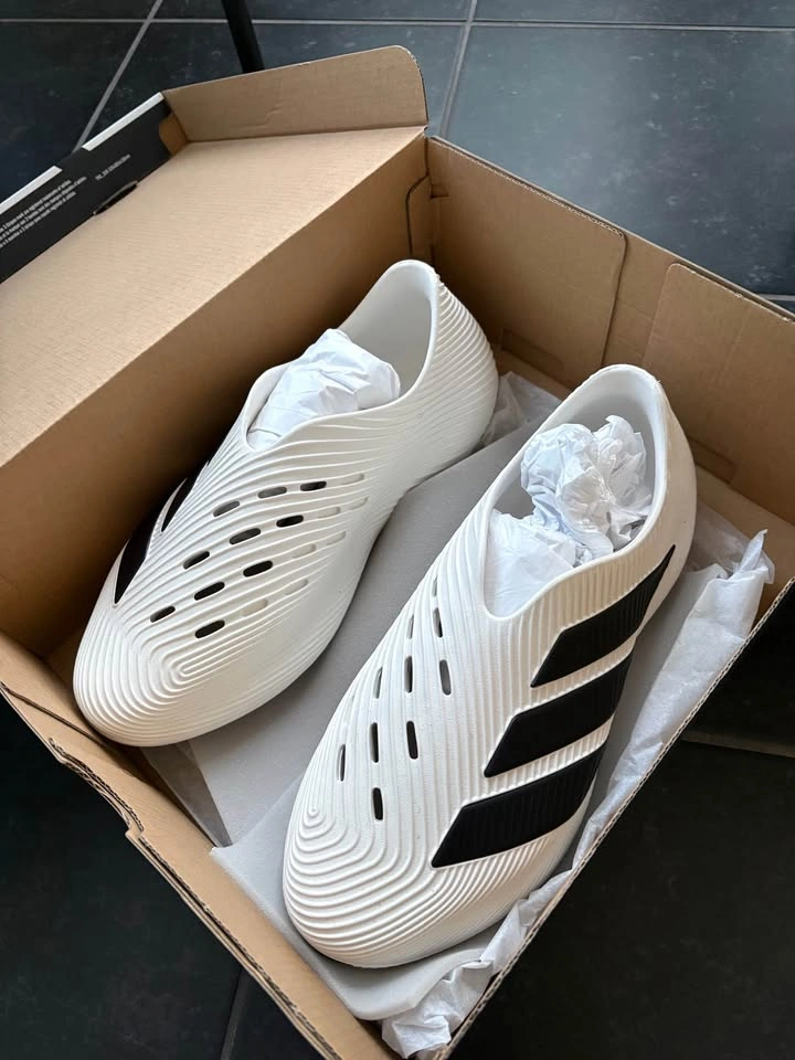 Superchill Adidas Men’s Size 9 - photo 5