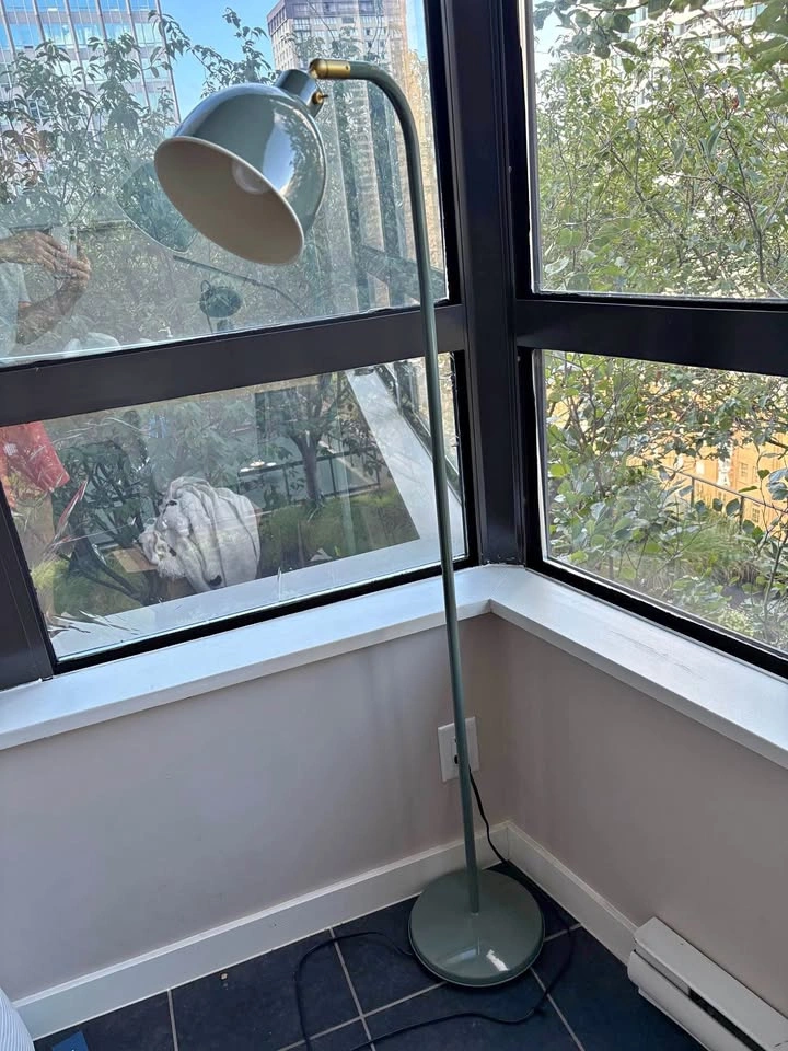 IKEA RÖDFLIK Floor Lamp in Dark Green