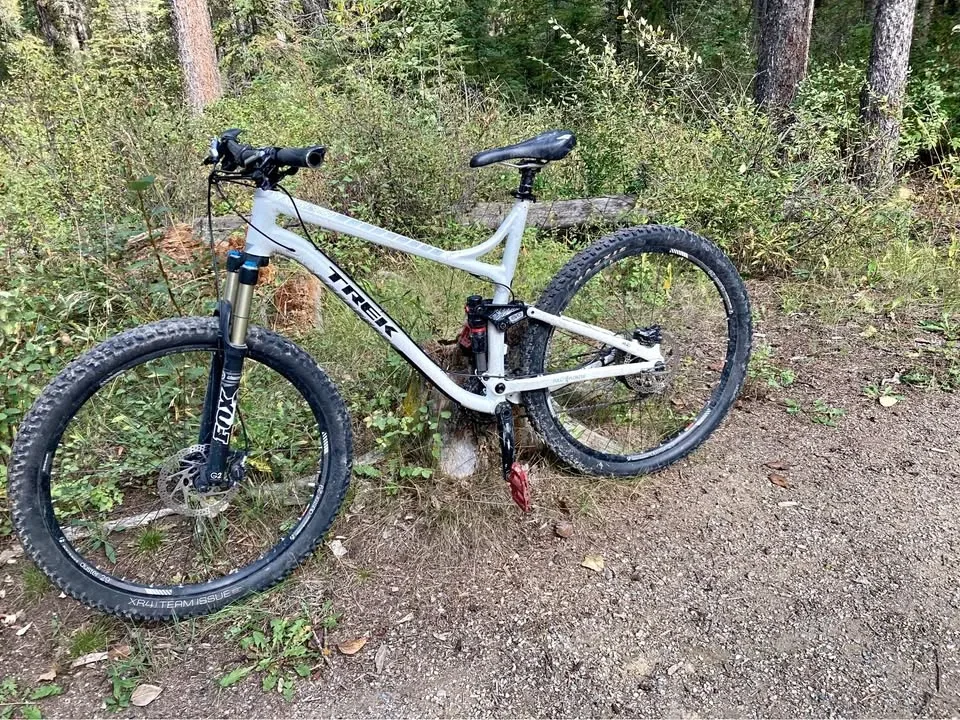 Trek Fuel EX Full Suspension Mountain Bike-need gone to upgrade