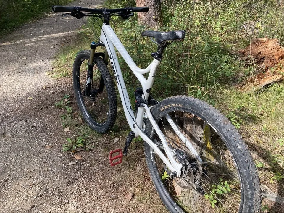 Trek Fuel EX Full Suspension Mountain Bike-need gone to upgrade - photo 4