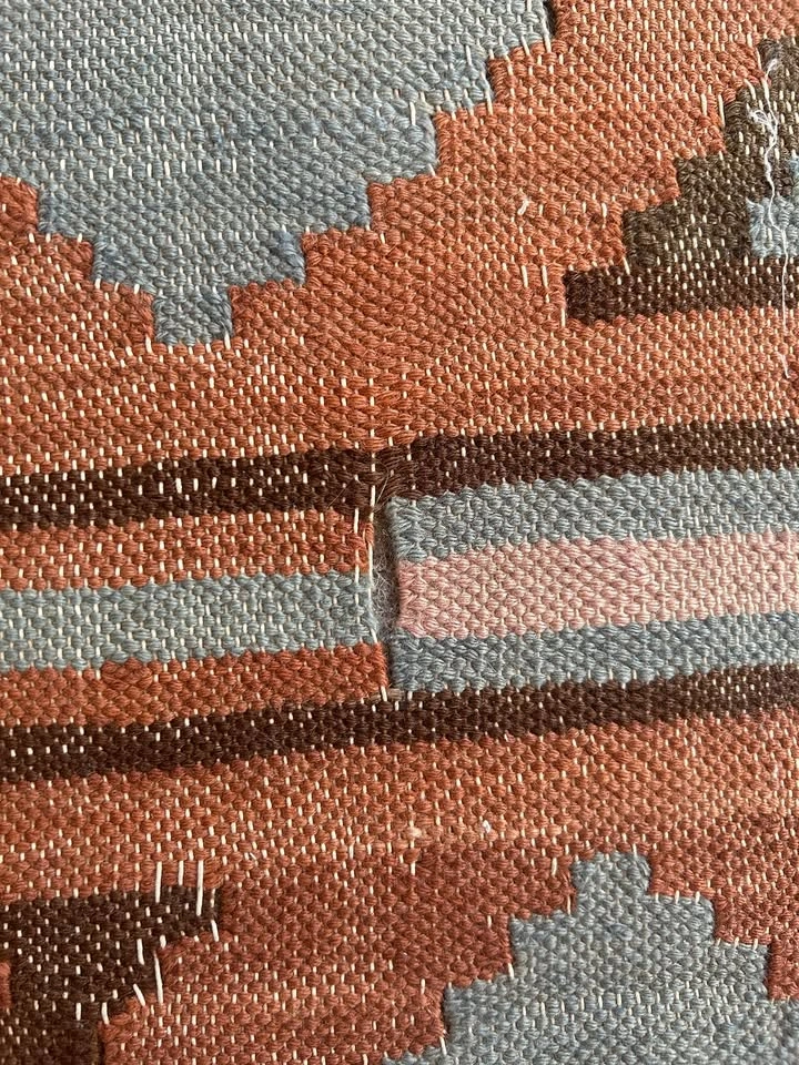 Large Hand-Woven Wool Kilim Rug - 10' x 14' - photo 5