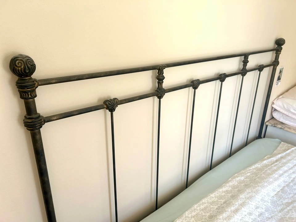King Size Metal Headboard With Bronze Finish - photo 2