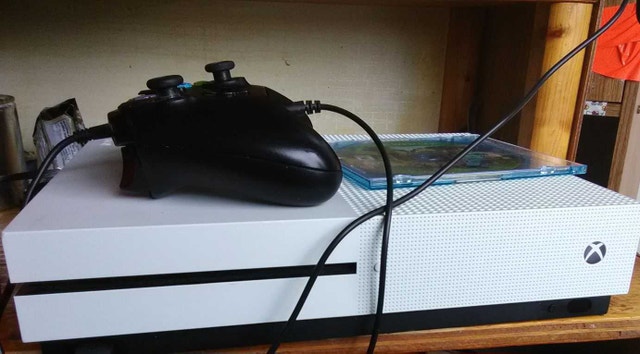 Xbox One S Bundle