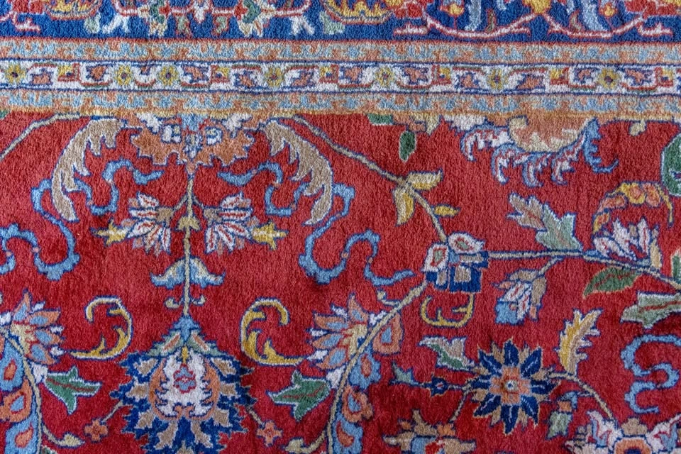 Large Hand-Knotted Persian-style Wool Rug - photo 2