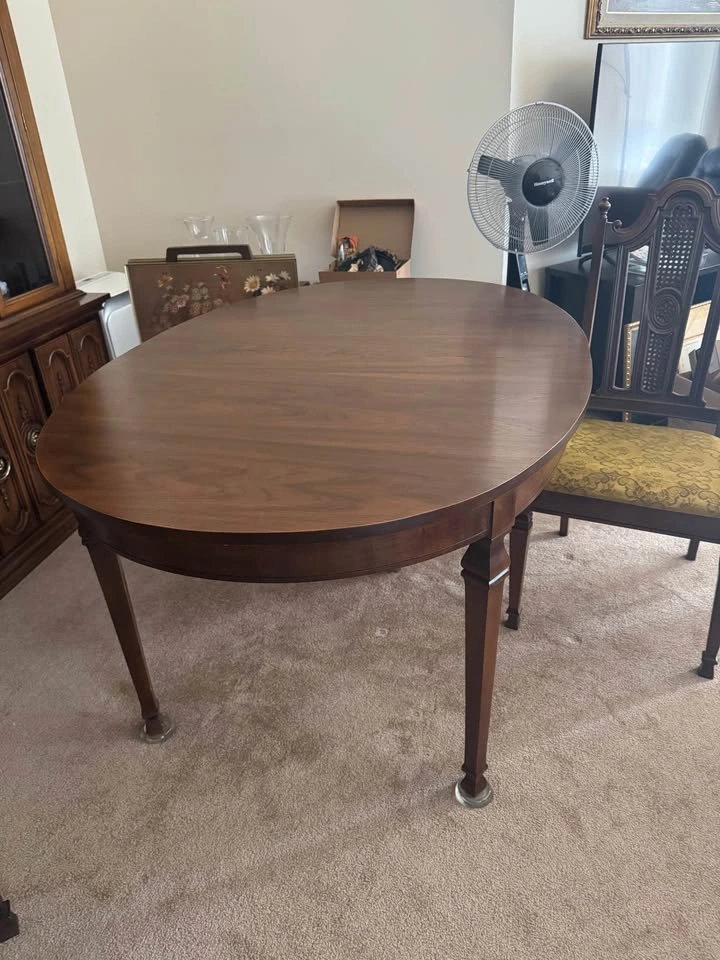Estate Sale in Victoria on View & Vancouver St. - photo 4